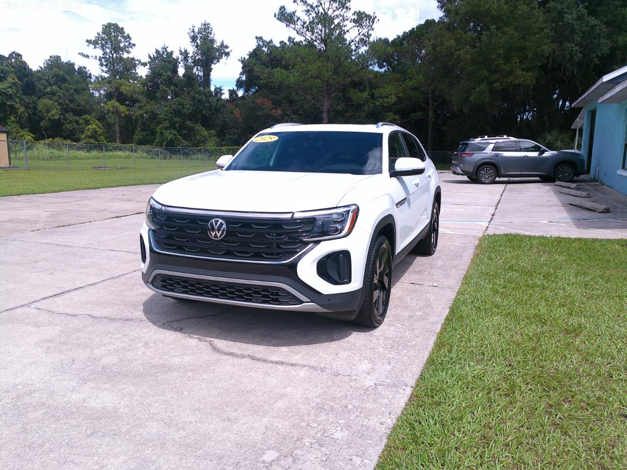 volkswagen atlas cross sport 2025 1V2KE2CA0SC229871 image